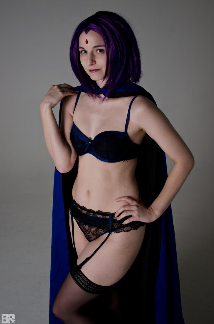 hot Raven cosplay